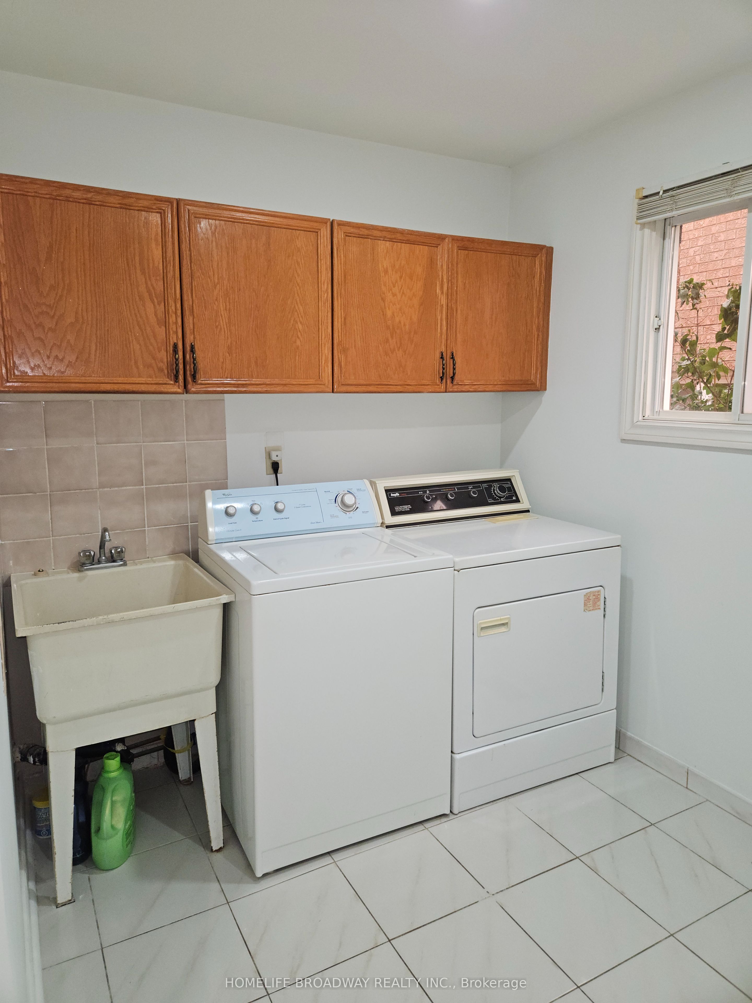 11 Perdue Court Property Photo 32