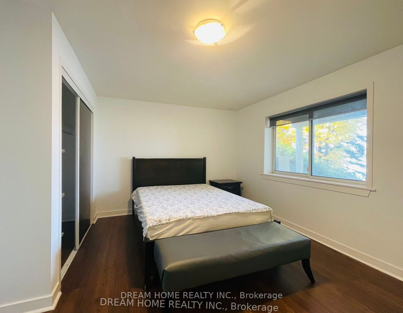 74 Lakeview Avenue Property Photo 27