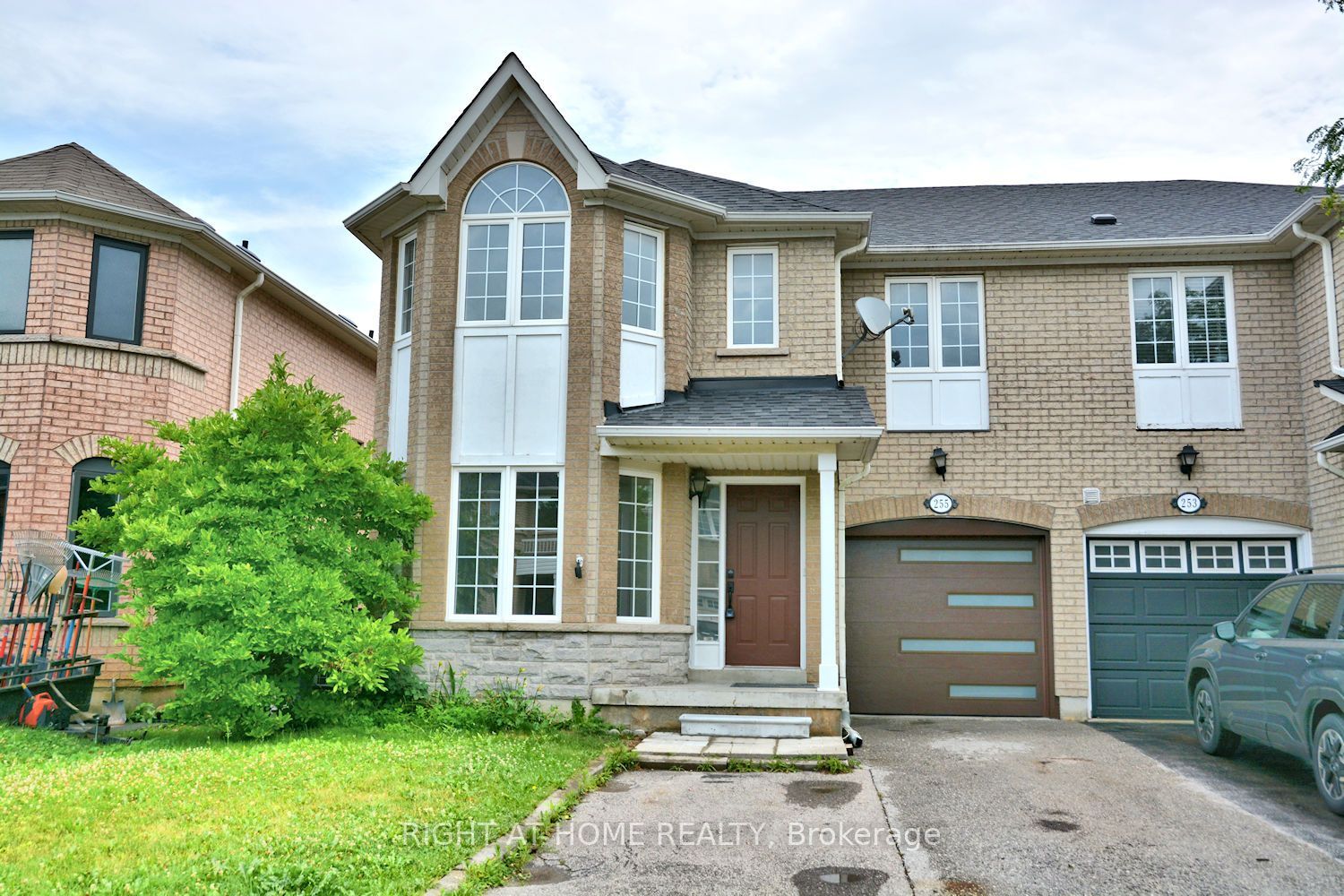 255 Marble Place Property Photo 1