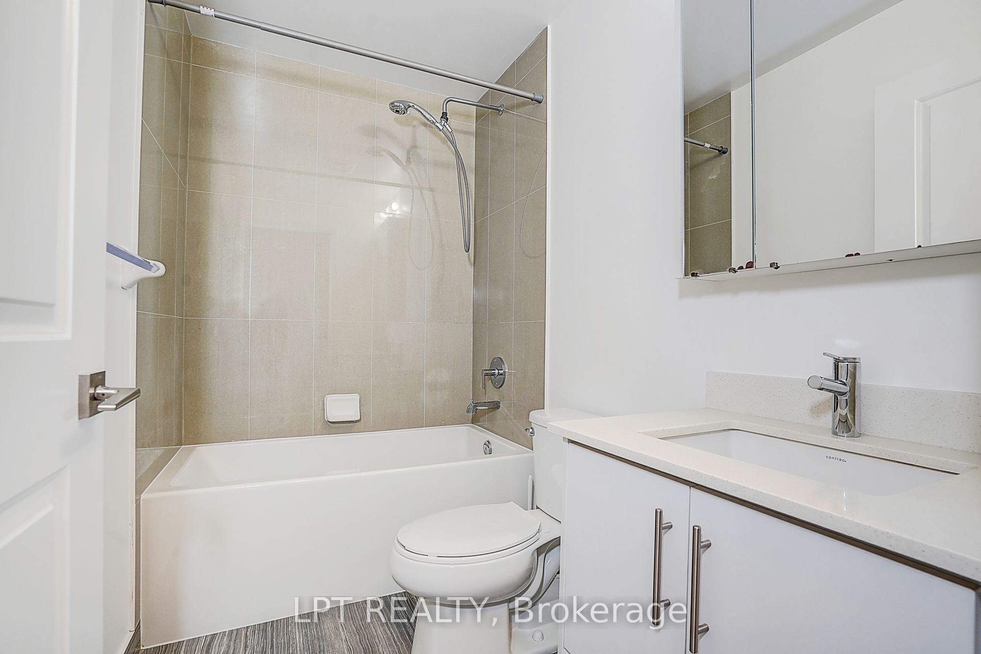 75 Oneida Crescent 1601 Property Photo 24