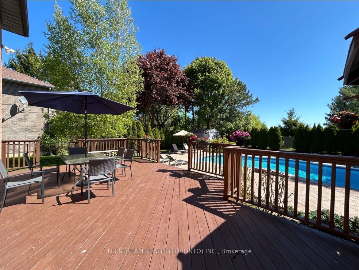 31 Ashfield Drive Property Photo 42