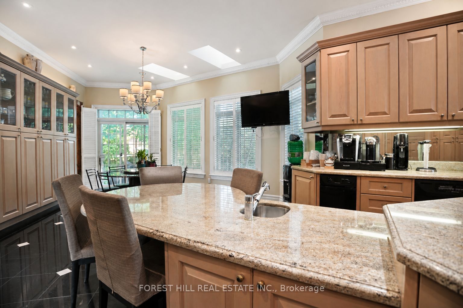 161 Renaissance Court Property Photo 17