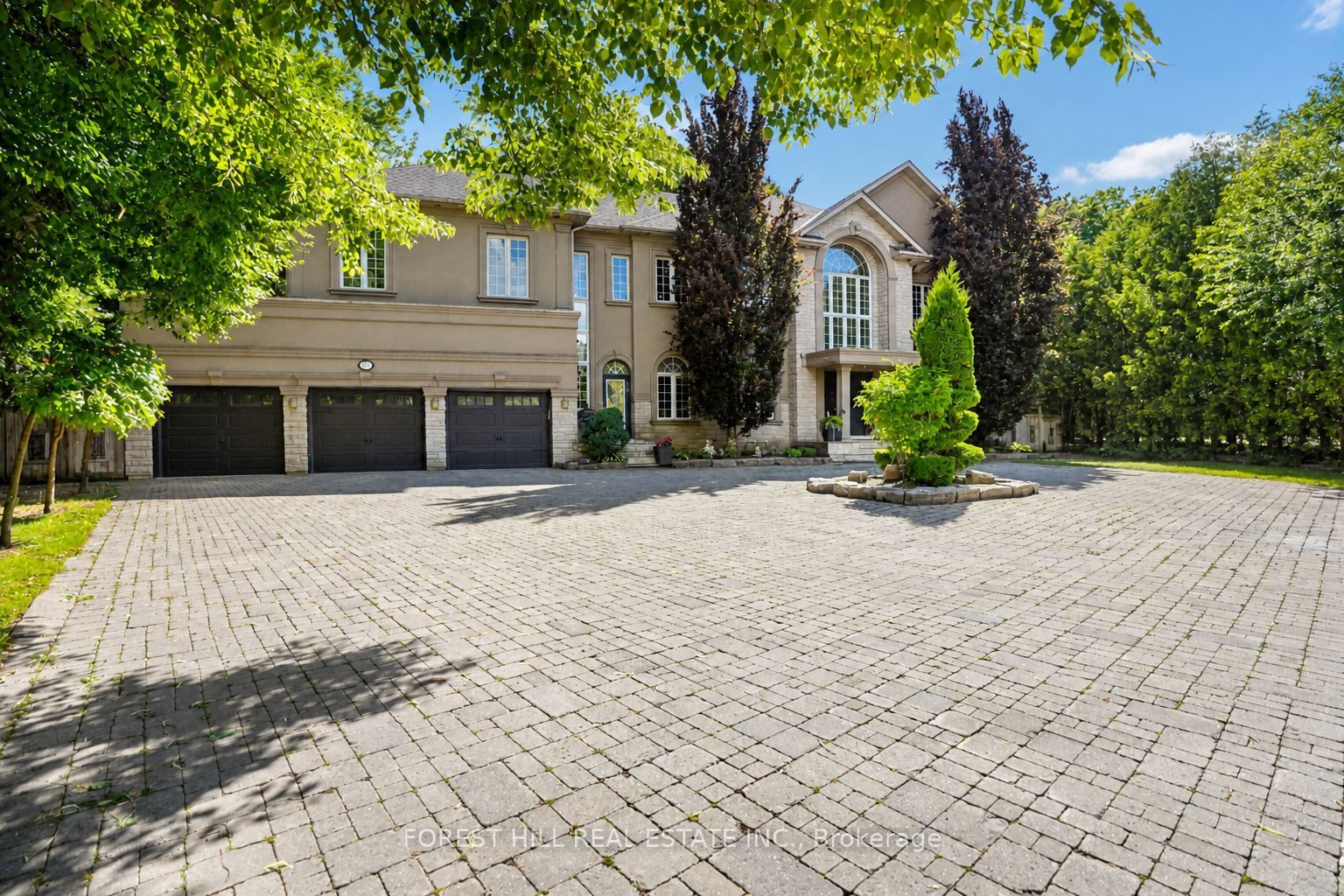 161 Renaissance Court Property Photo 49