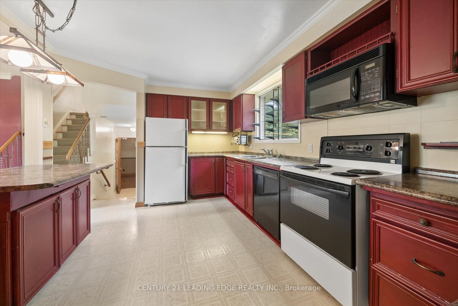 6 Thomas Kinnear Court Property Photo 15