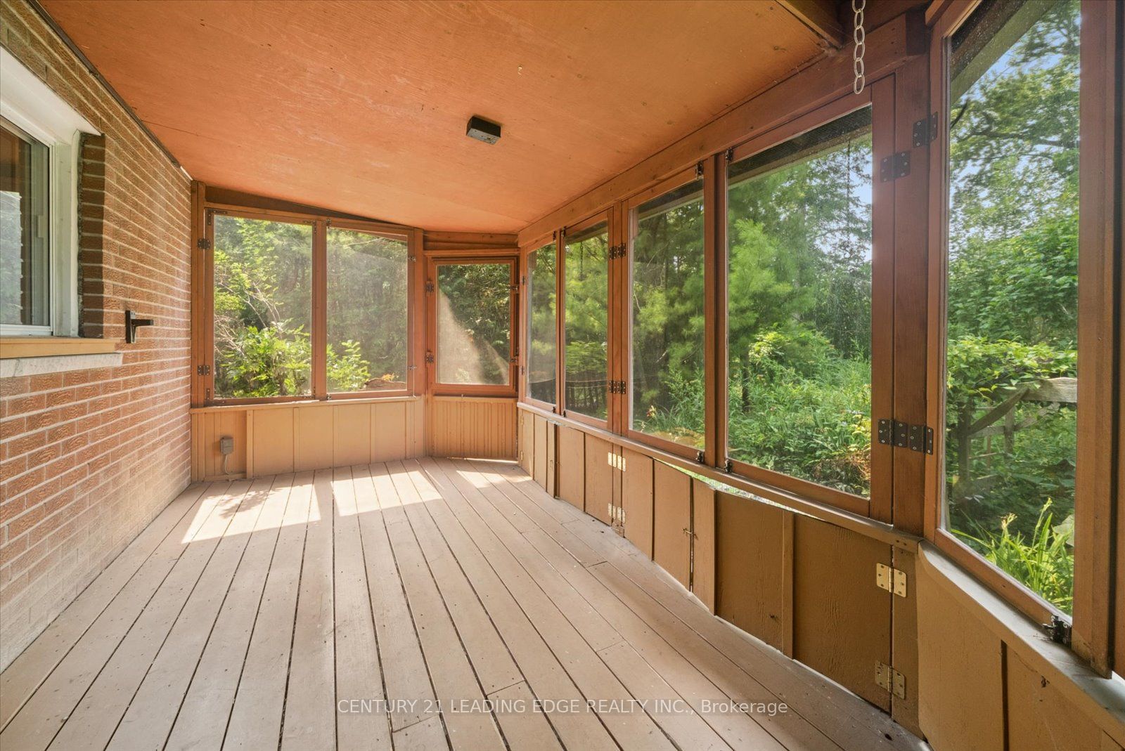 6 Thomas Kinnear Court Property Photo 25