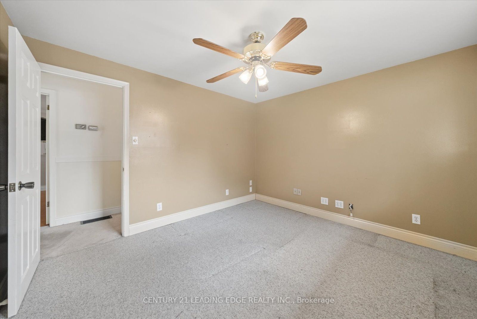 6 Thomas Kinnear Court Property Photo 29