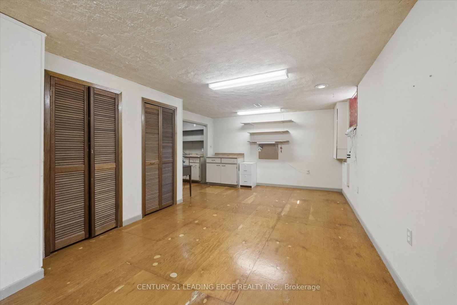 6 Thomas Kinnear Court Property Photo 38