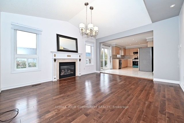 73 Laurendale Avenue Property Photo 9