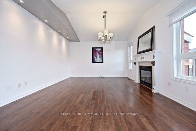 73 Laurendale Avenue Property Photo 18