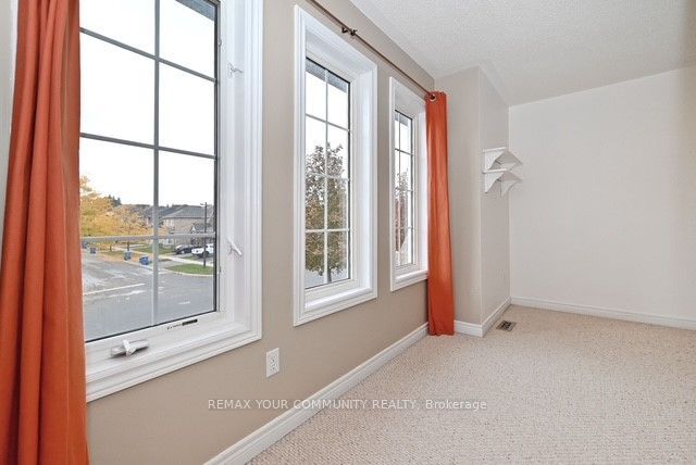 73 Laurendale Avenue Property Photo 24