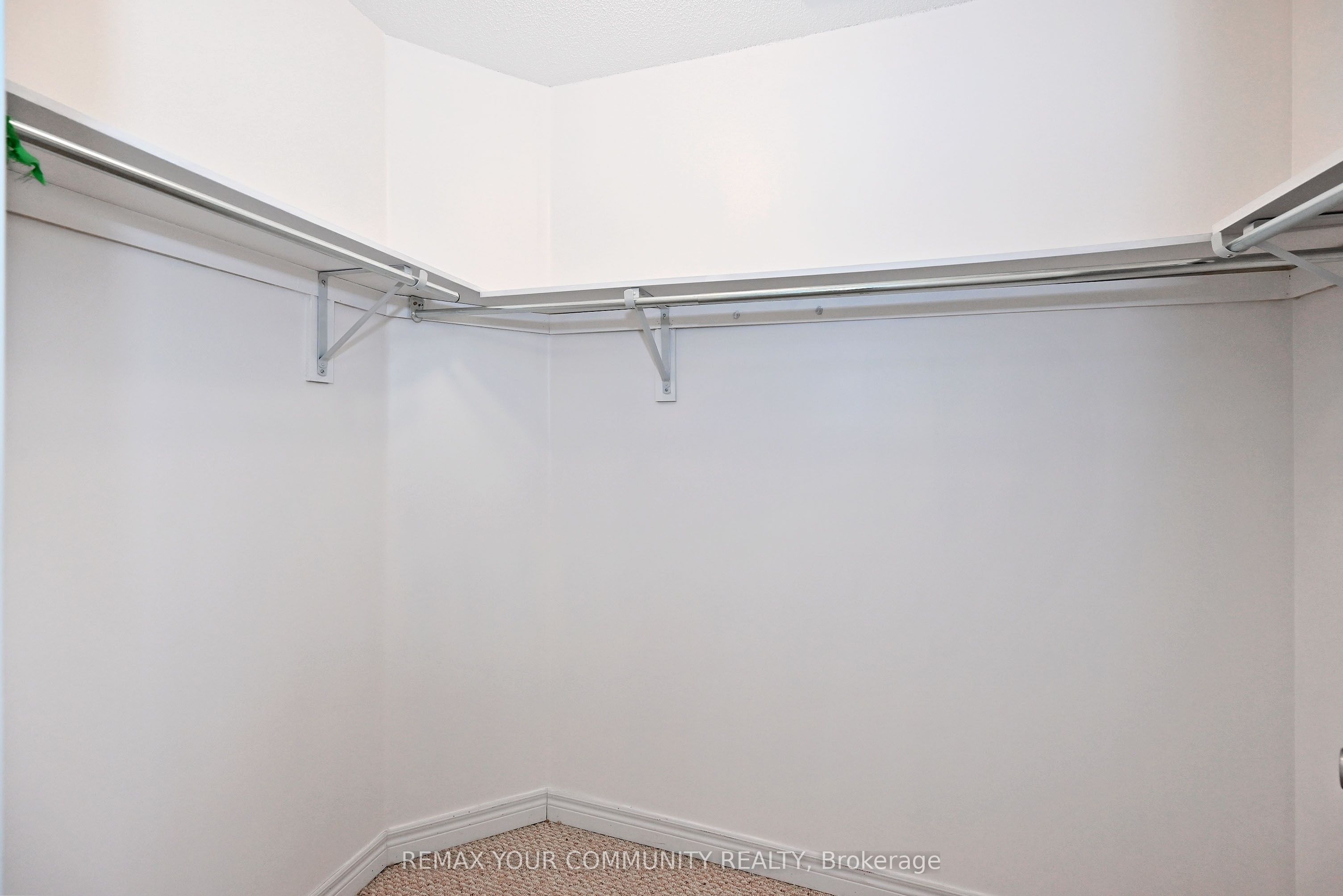 73 Laurendale Avenue Property Photo 36