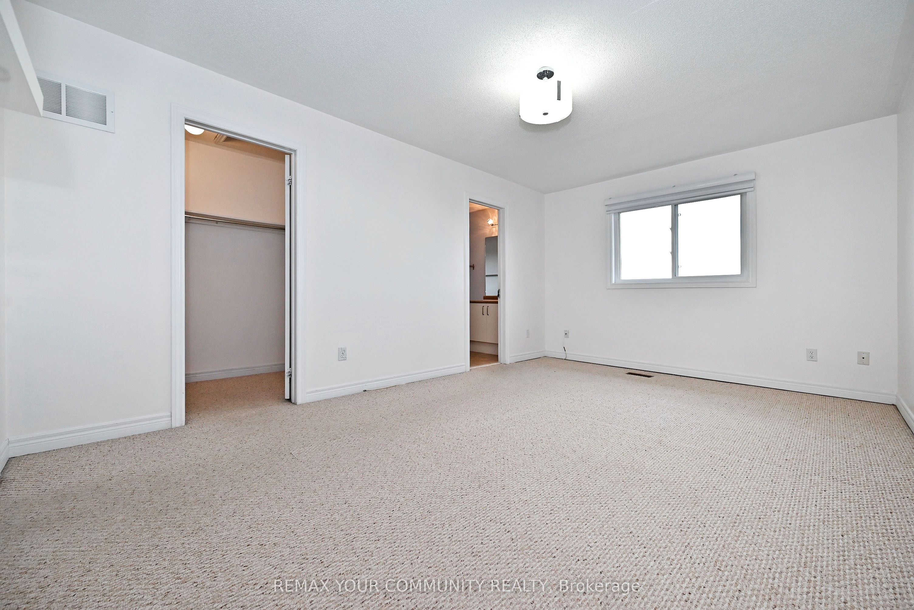 73 Laurendale Avenue Property Photo 37
