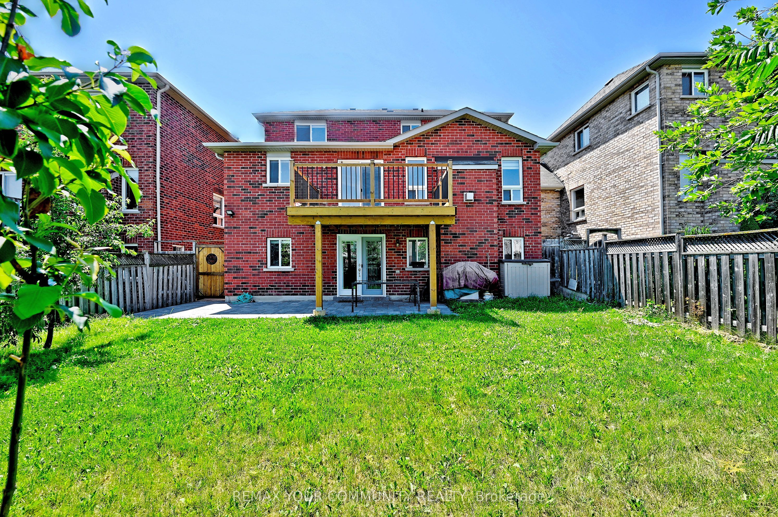 73 Laurendale Avenue Property Photo 43