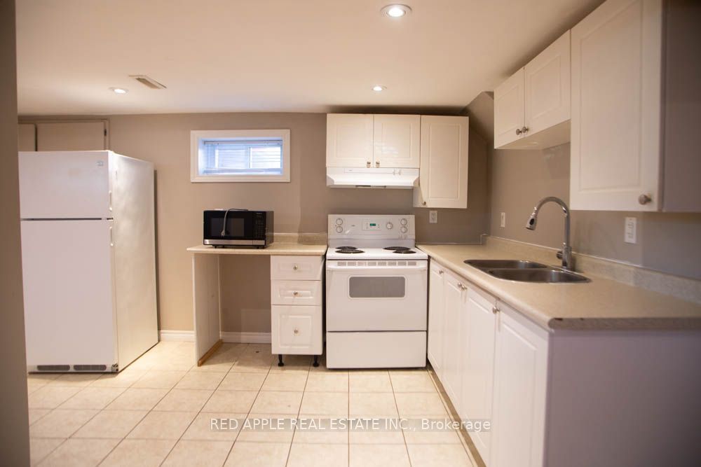 126 Longford Drive Property Photo 12
