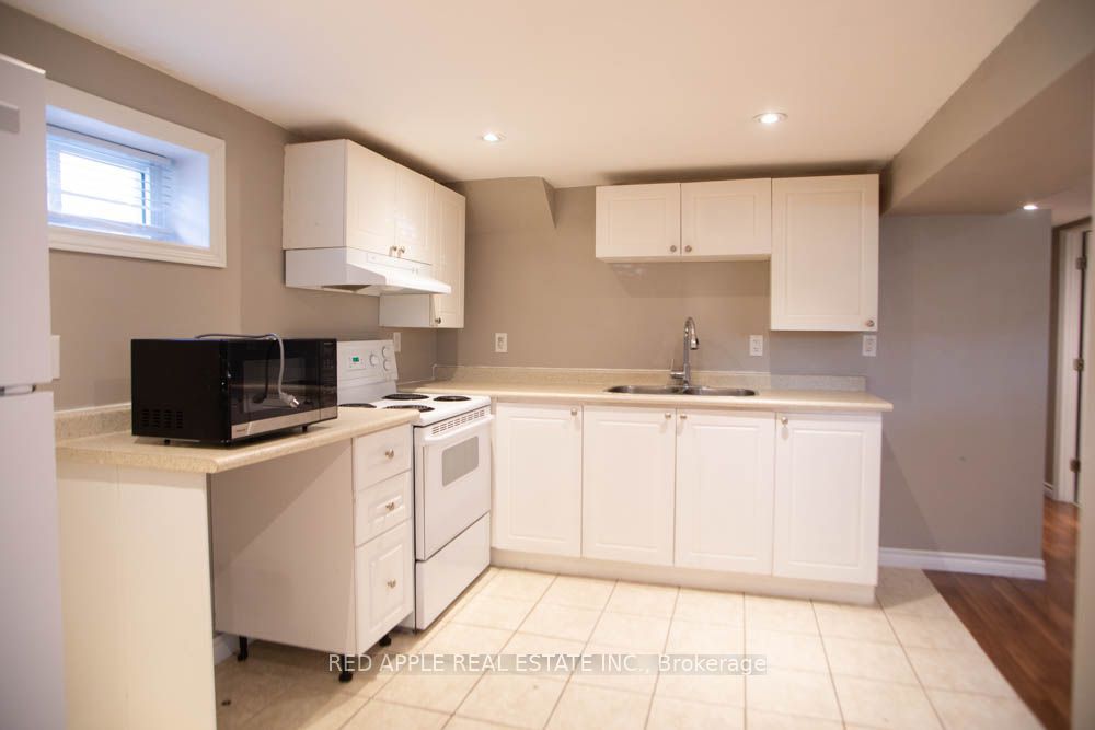 126 Longford Drive Property Photo 14