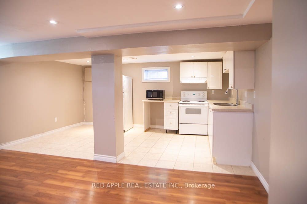 126 Longford Drive Property Photo 16