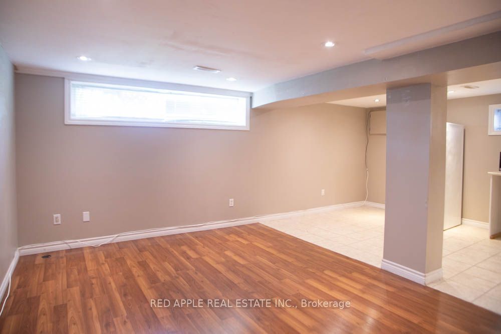 126 Longford Drive Property Photo 17