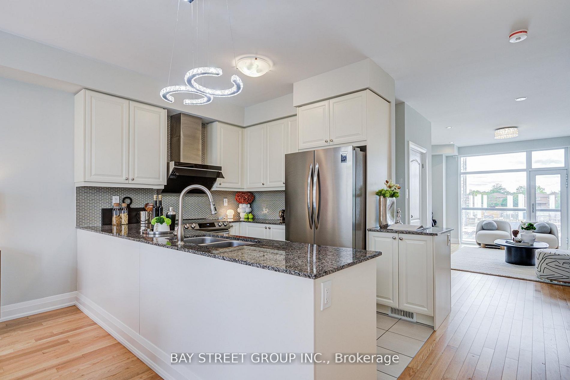 6 Teasel Way Property Photo 5