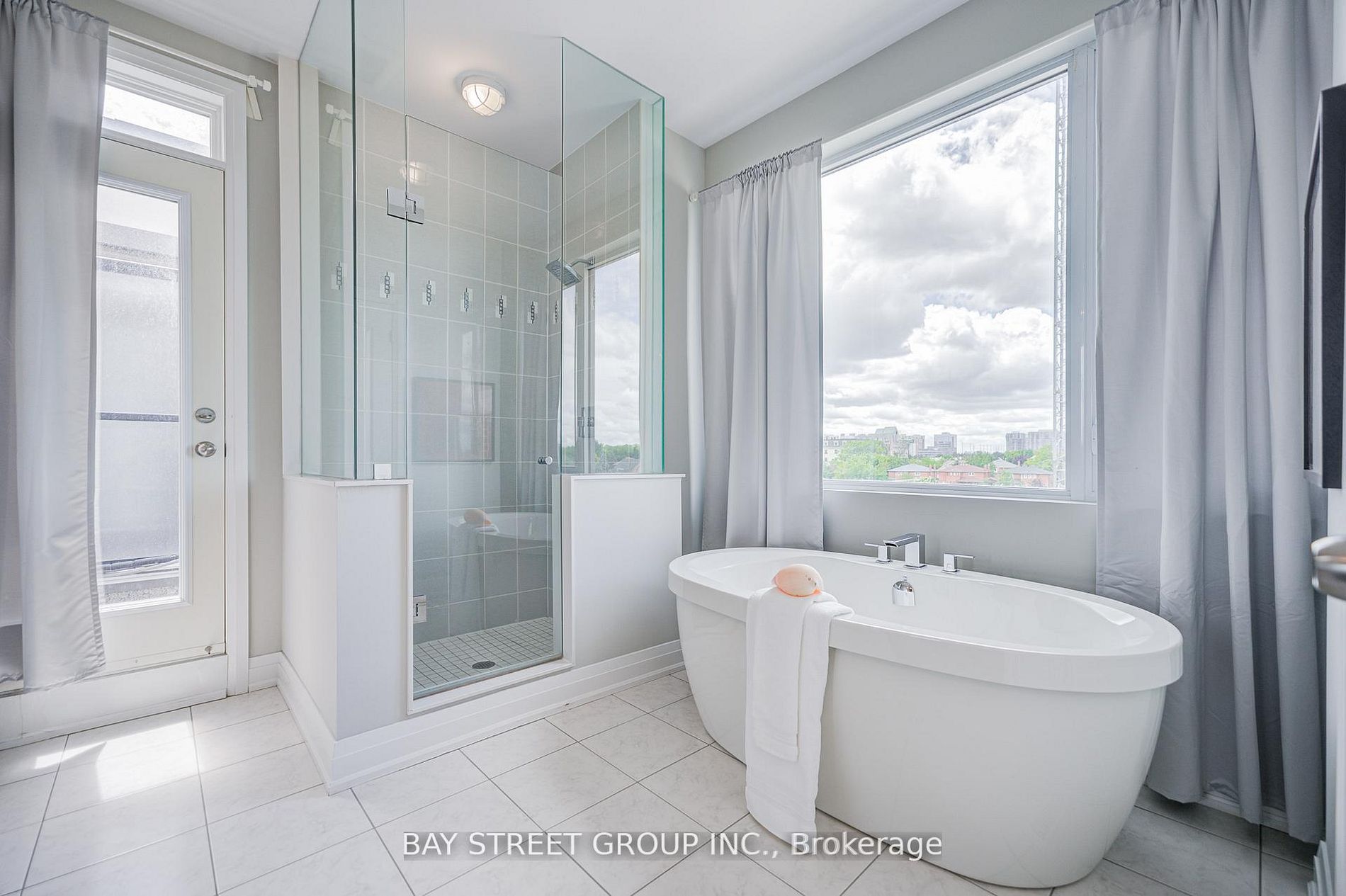 6 Teasel Way Property Photo 43