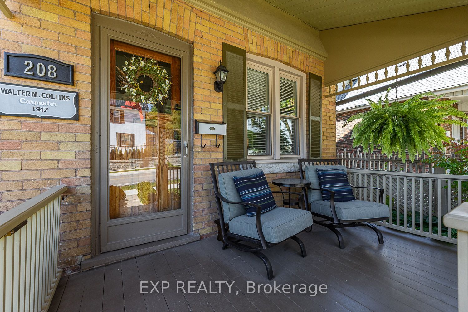 208 Lorne Avenue Property Photo 2