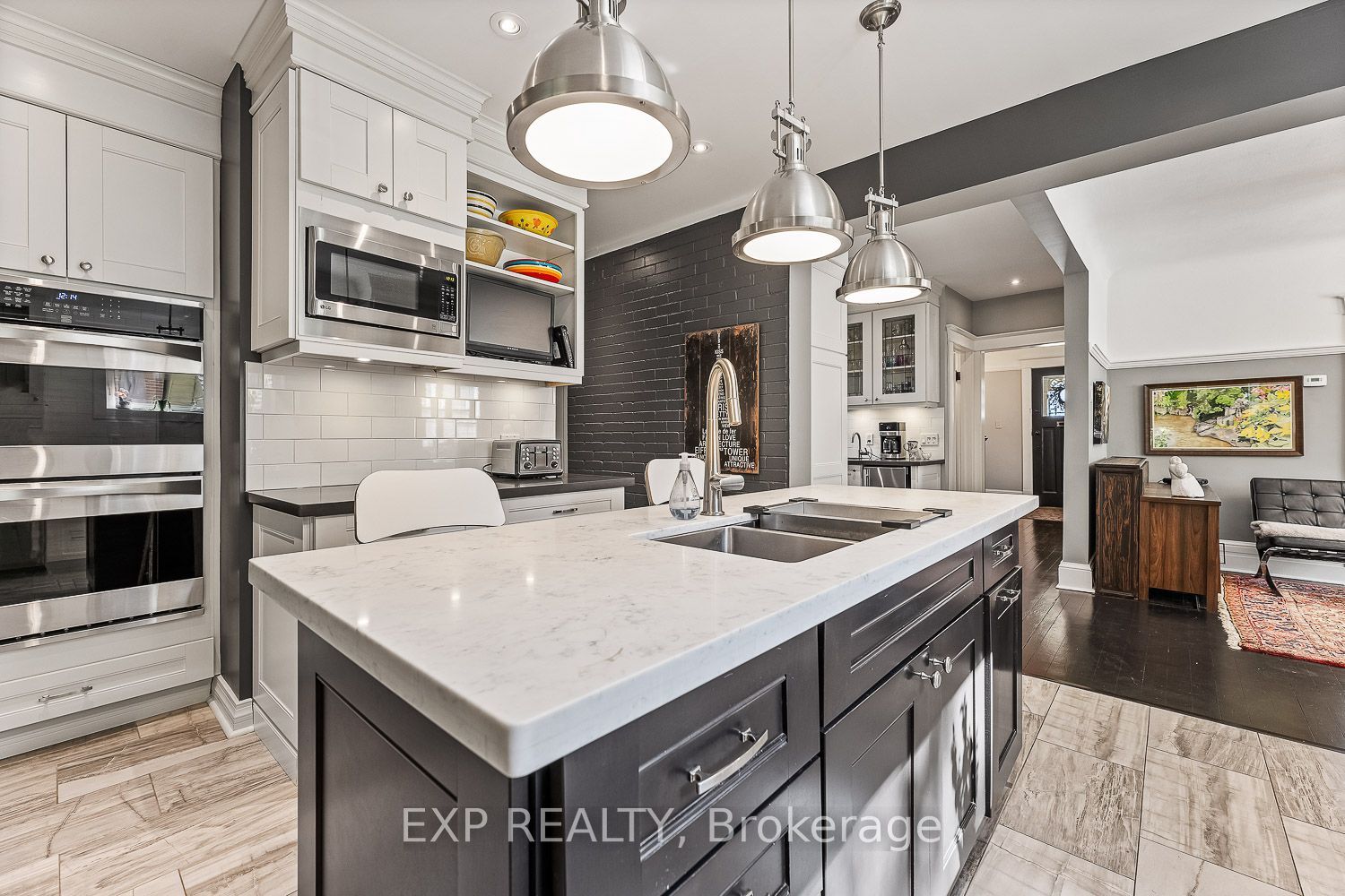 208 Lorne Avenue Property Photo 12