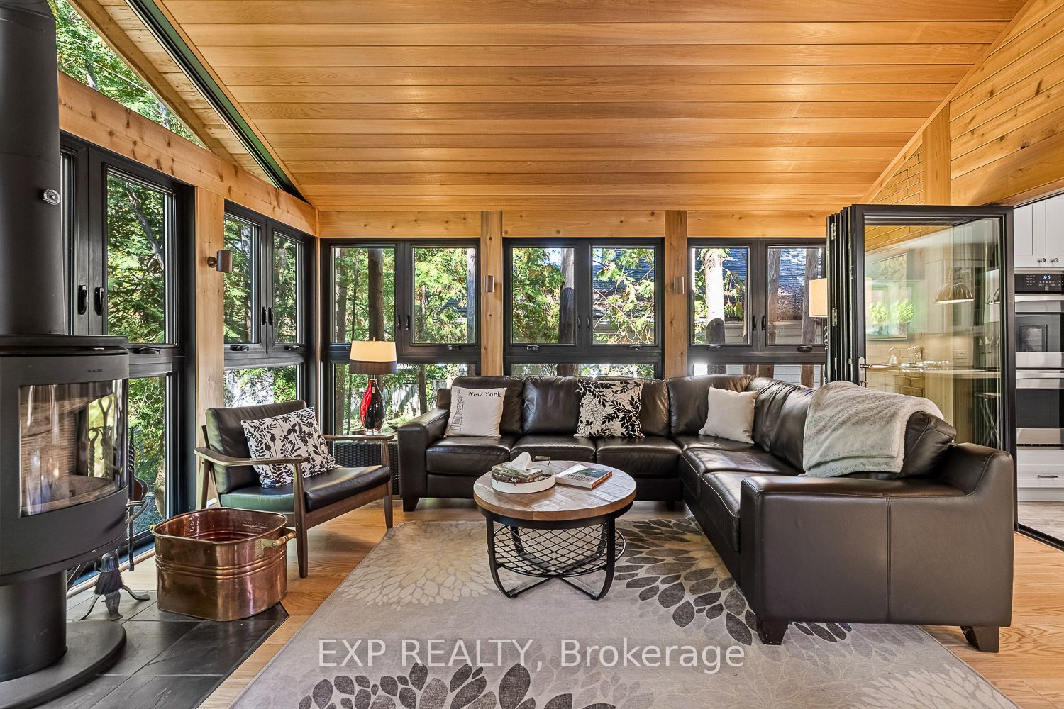 208 Lorne Avenue Property Photo 16