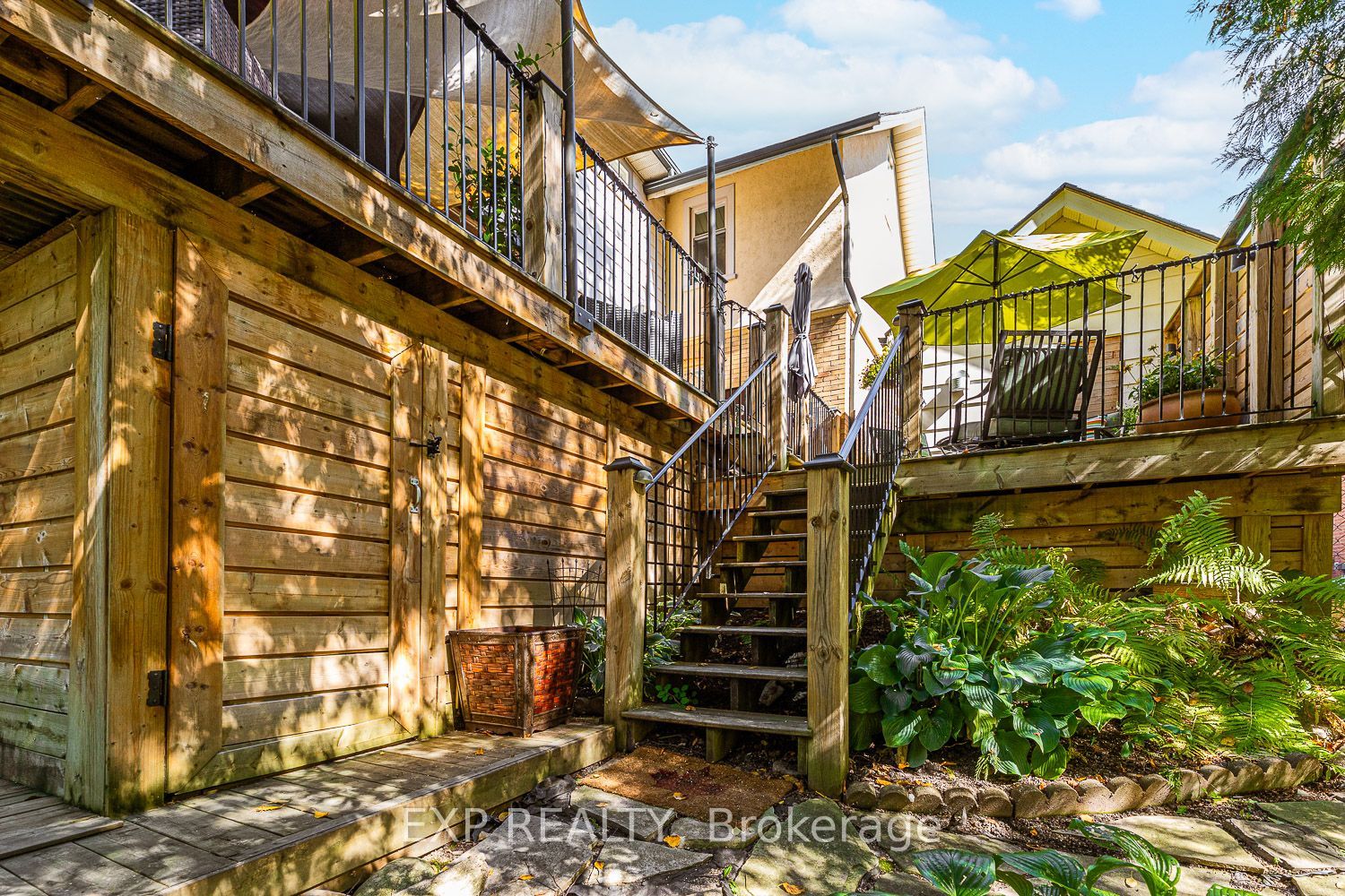 208 Lorne Avenue Property Photo 41