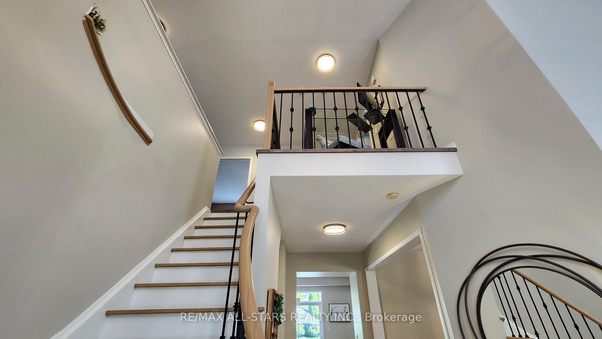 9 Confederation Drive Property Photo 21