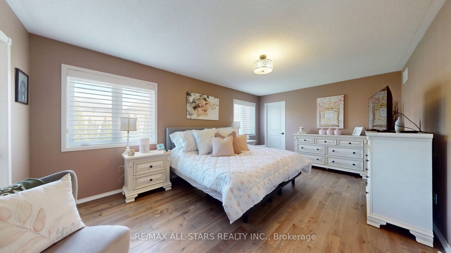 9 Confederation Drive Property Photo 26
