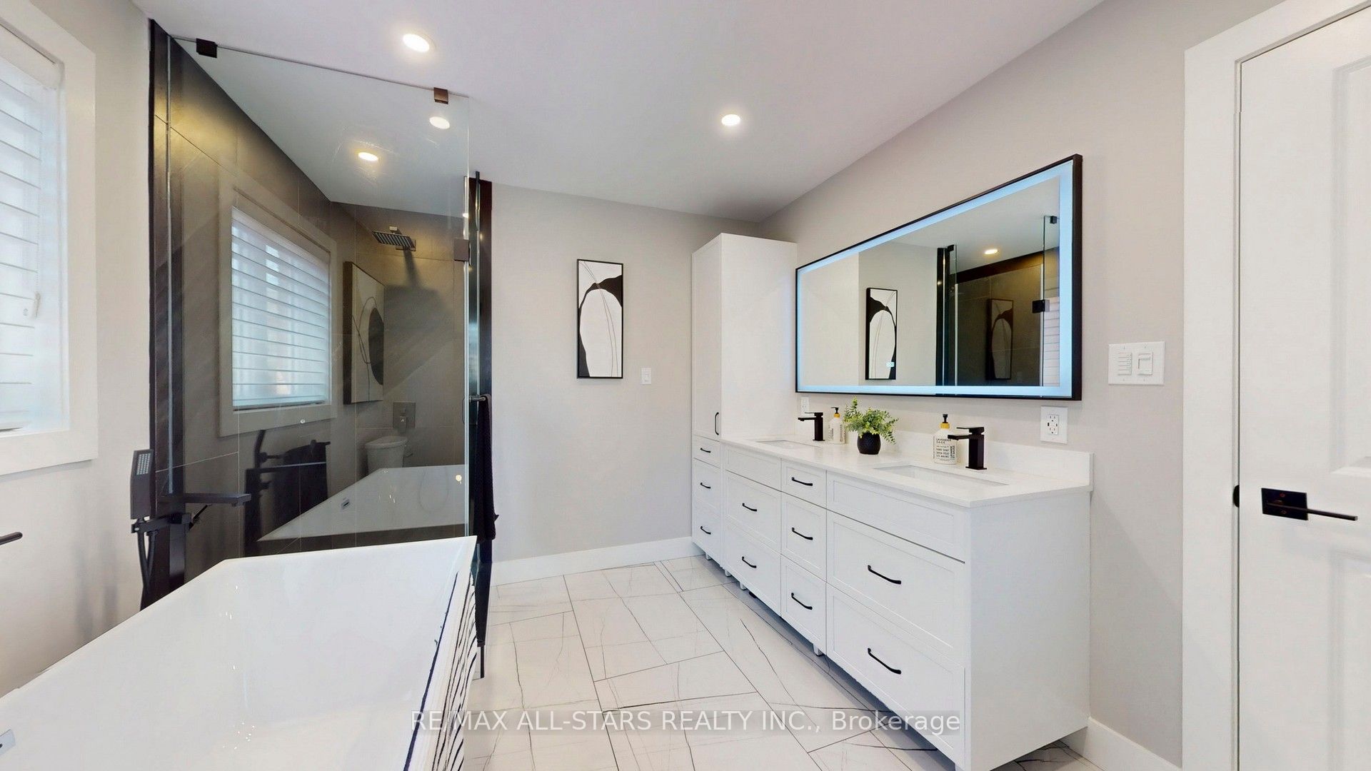 9 Confederation Drive Property Photo 30