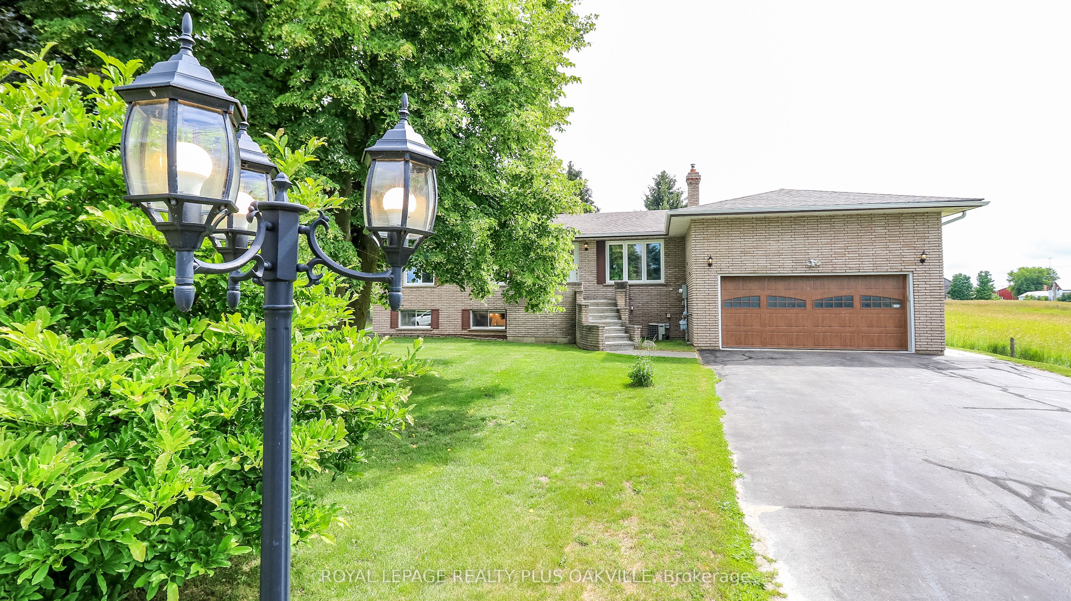 52 Denney Drive Property Photo 4