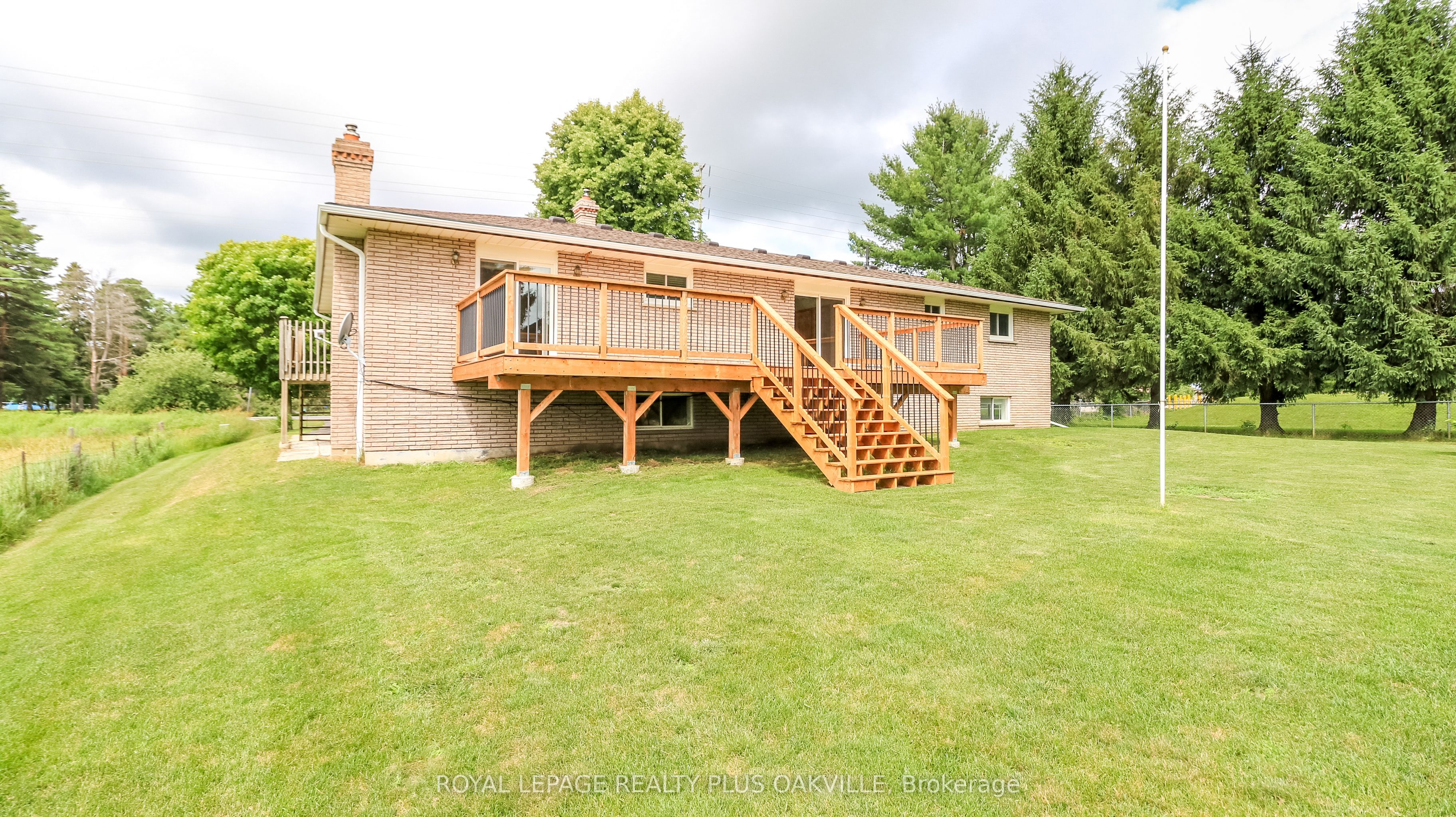 52 Denney Drive Property Photo 7