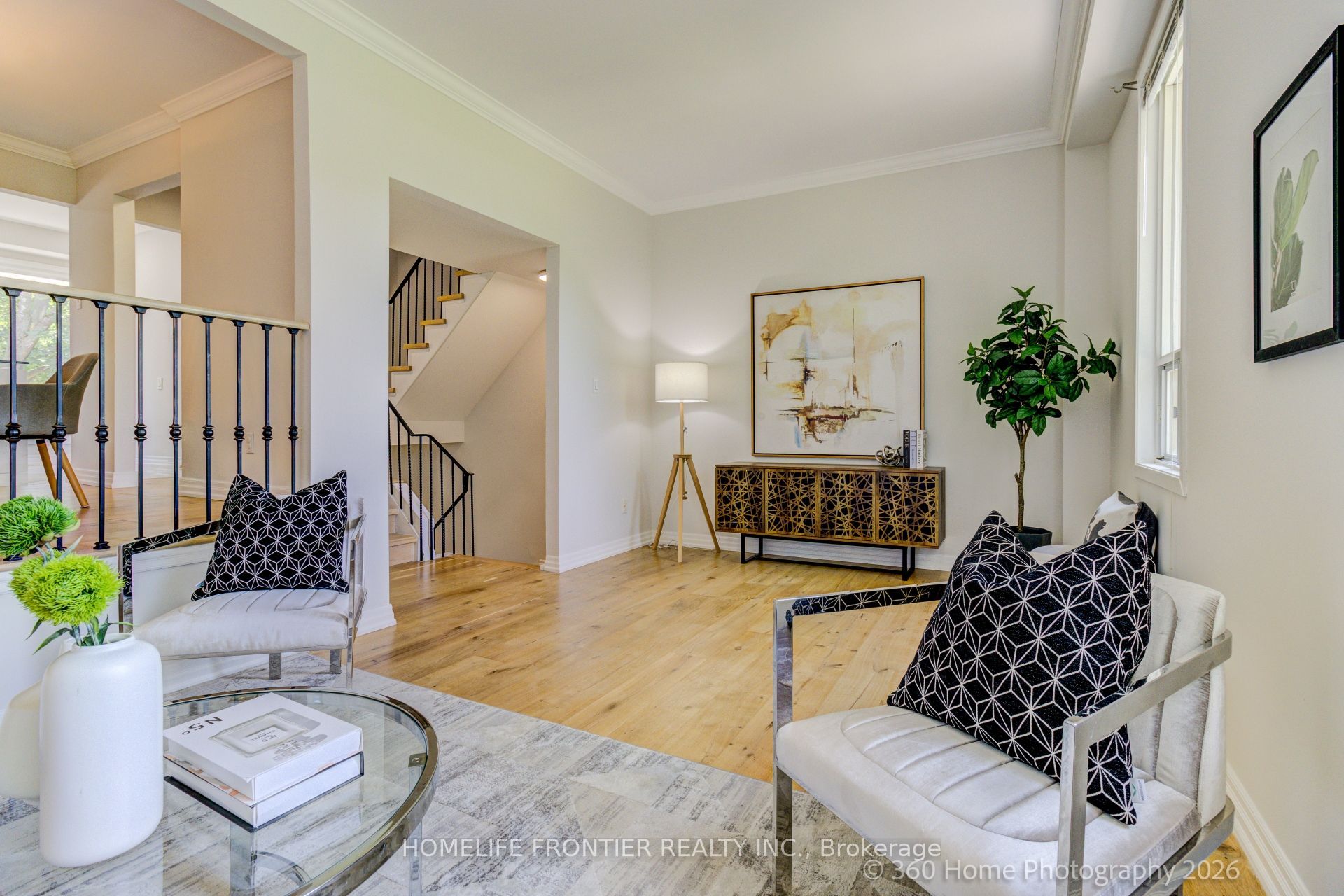 92 Poplar Crescent W Property Photo 15