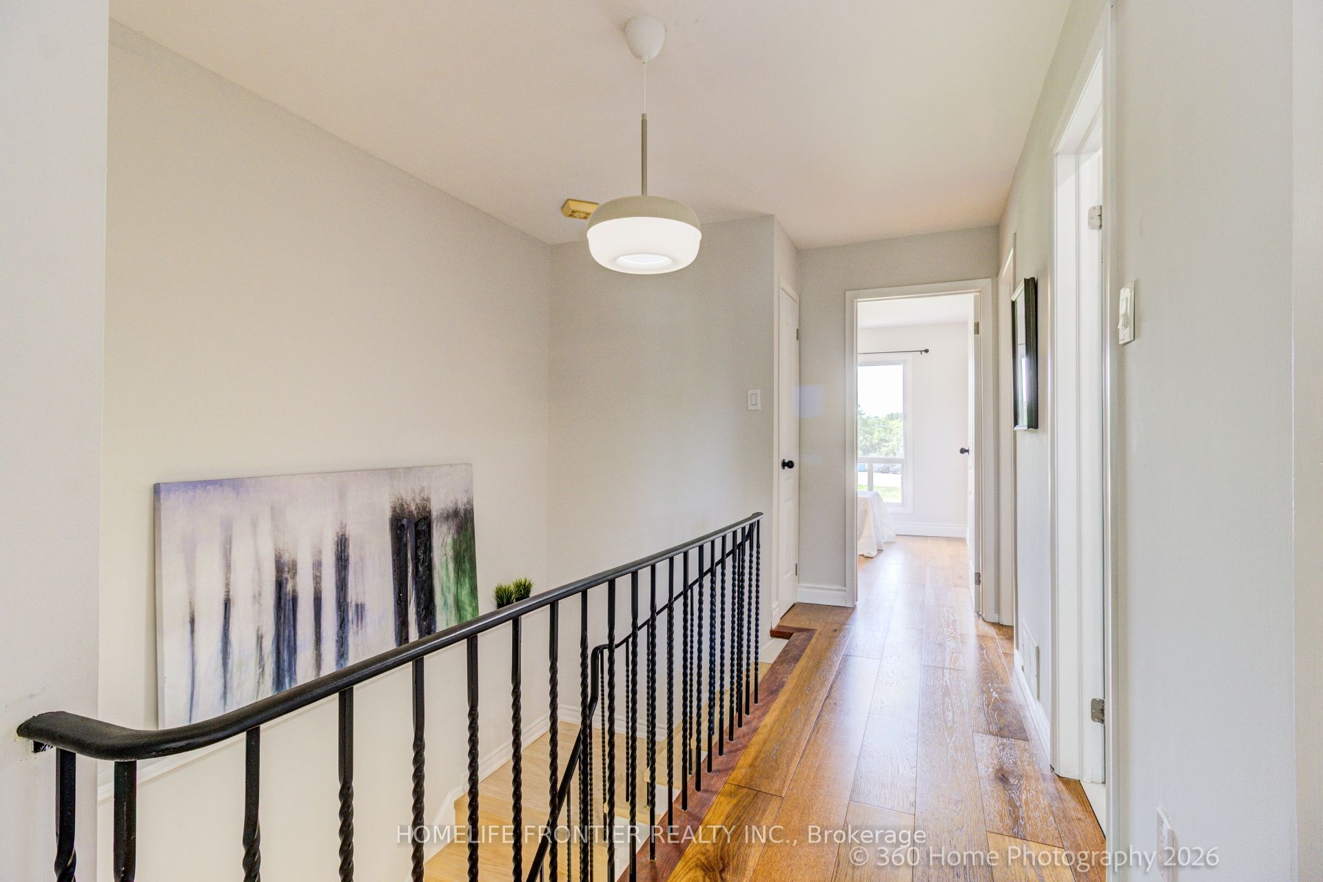 92 Poplar Crescent W Property Photo 17