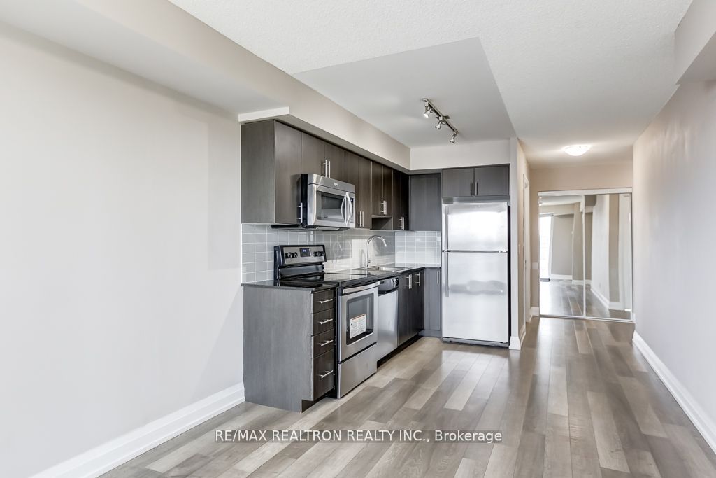 370 Highway 7 E 615 Property Photo 12