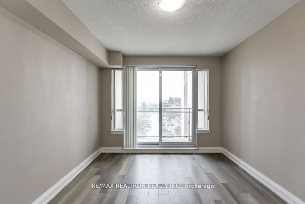 370 Highway 7 E 615 Property Photo 15