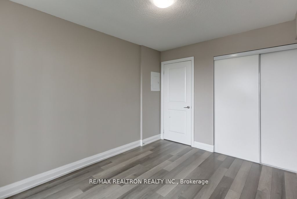 370 Highway 7 E 615 Property Photo 16