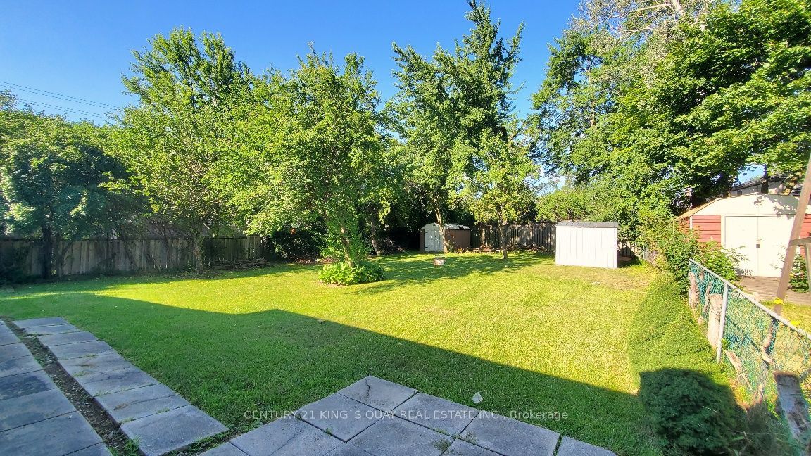 2 Robinson Street Property Photo 39