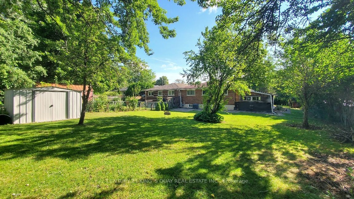 2 Robinson Street Property Photo 40