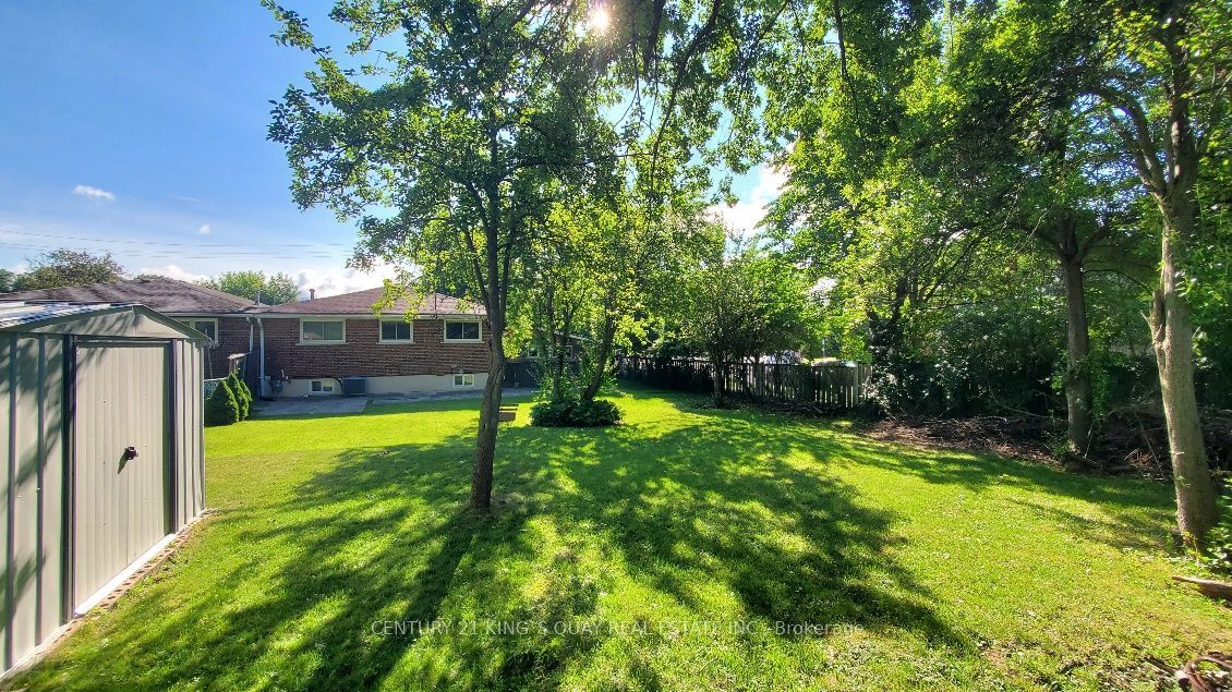 2 Robinson Street Property Photo 41