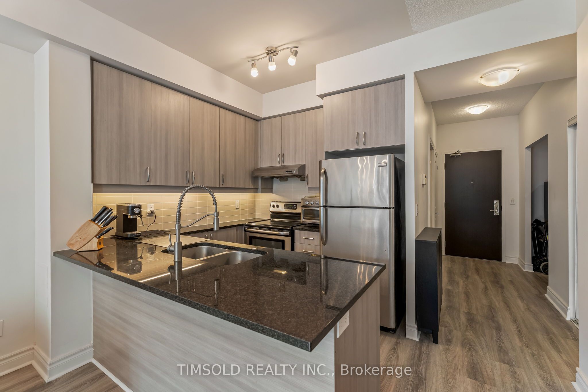 8130 Birchmount Road 411 Property Photo 11