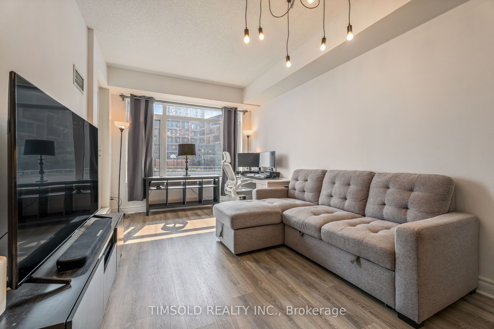 8130 Birchmount Road 411 Property Photo 17