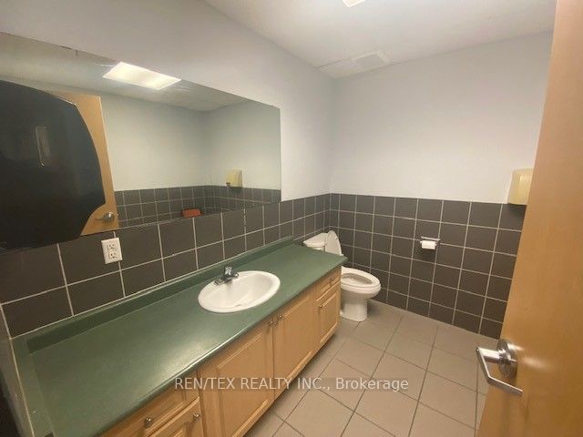 151 Corstate Avenue 2a&b Property Photo 14