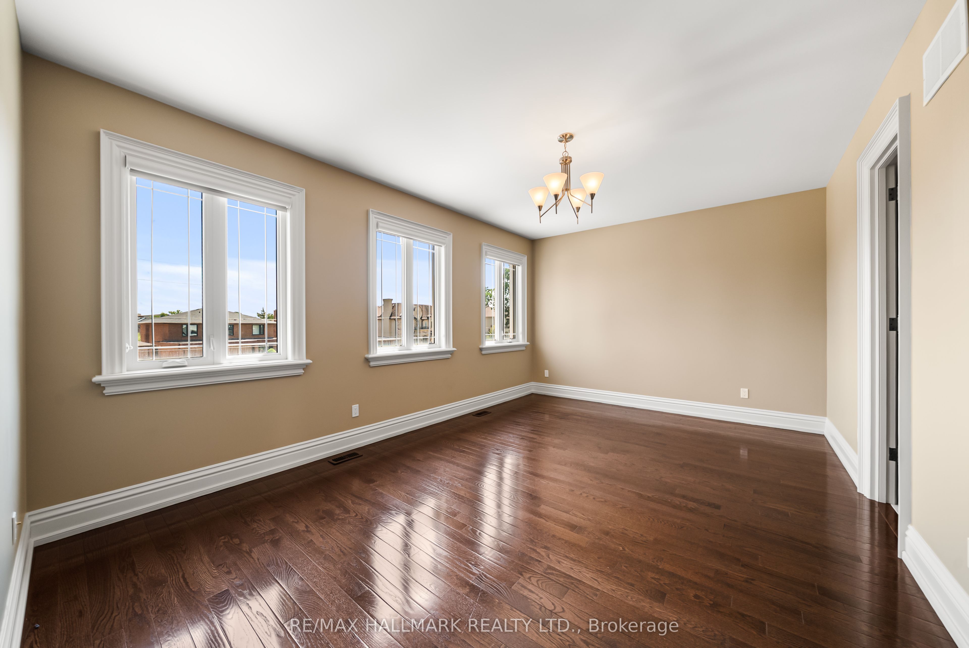 34 May Avenue Property Photo 30