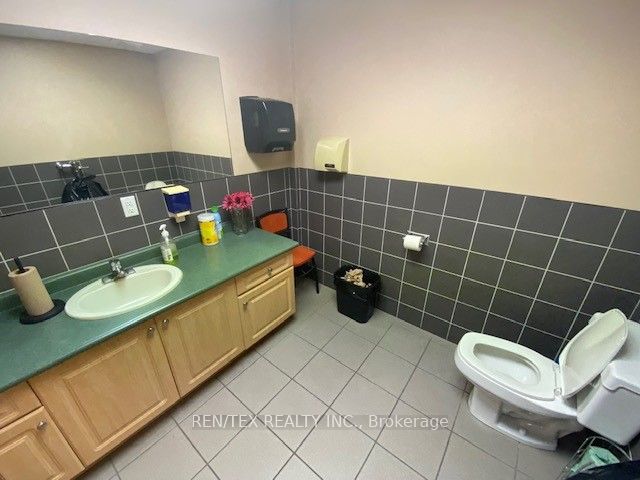 151 Corstate Avenue 2a Property Photo 7