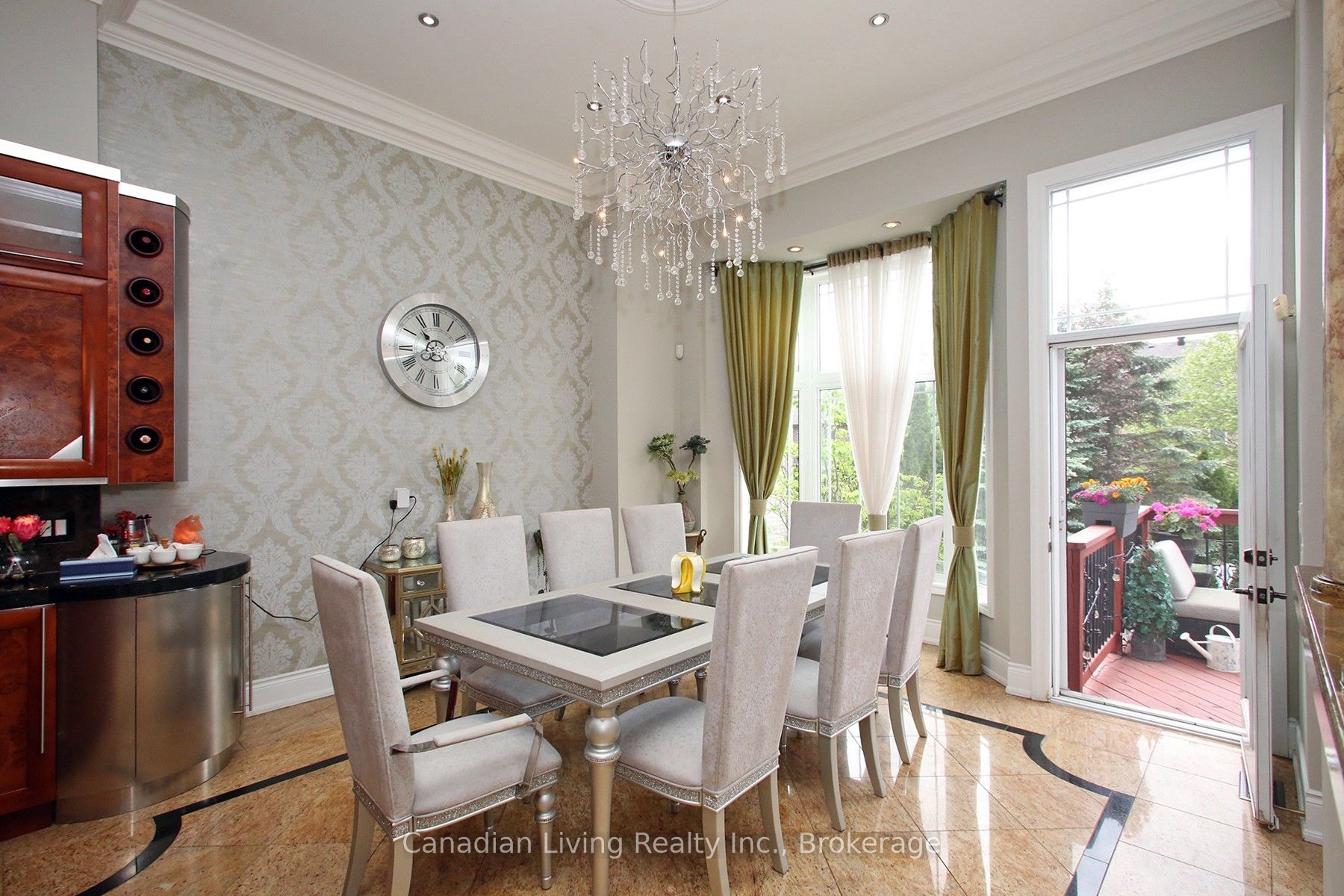 63 N Mapledown Way N Property Photo 16