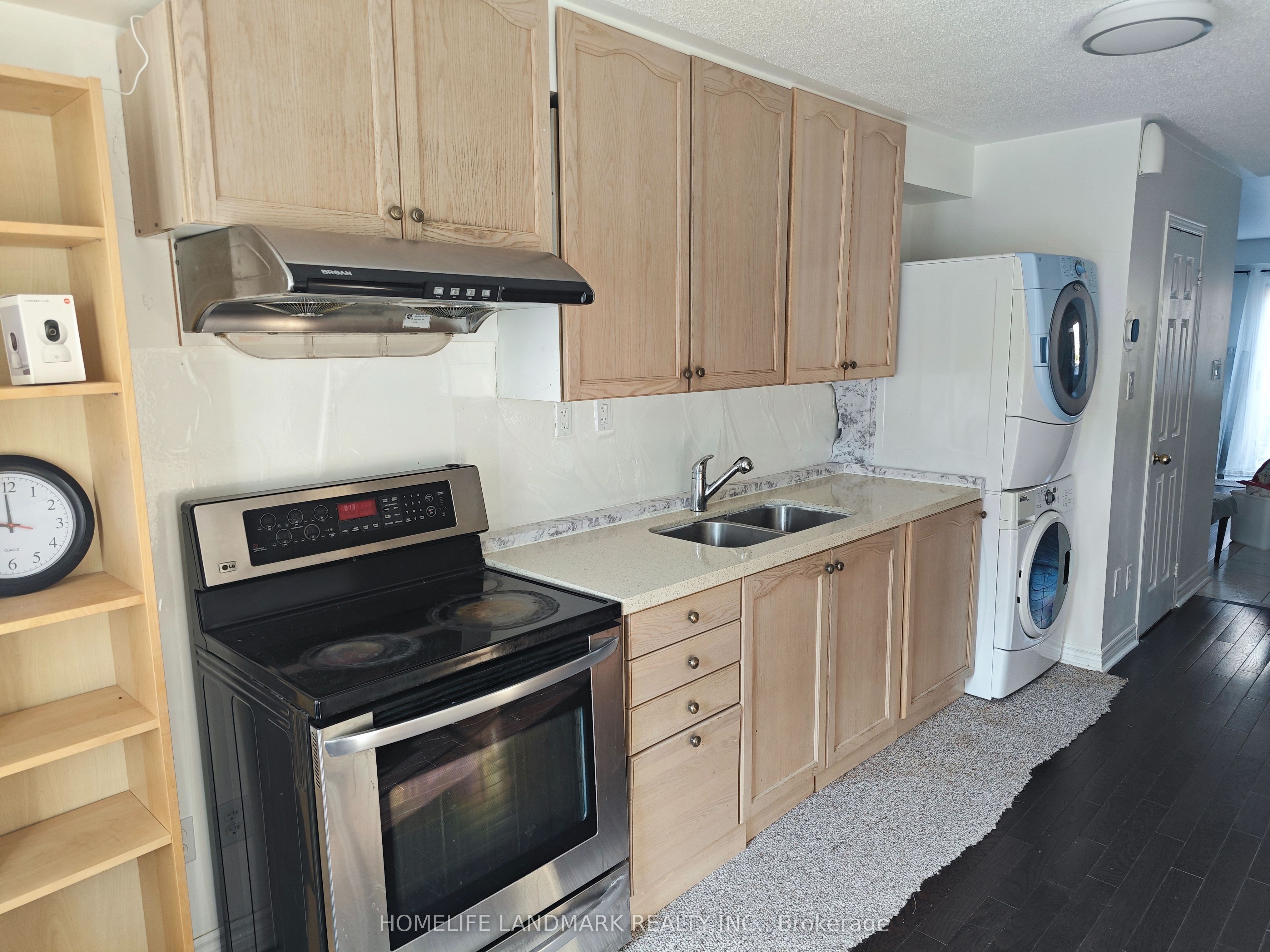 47 Waterton Crescent Property Photo 4