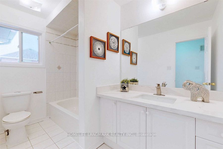 47 Waterton Crescent Property Photo 13