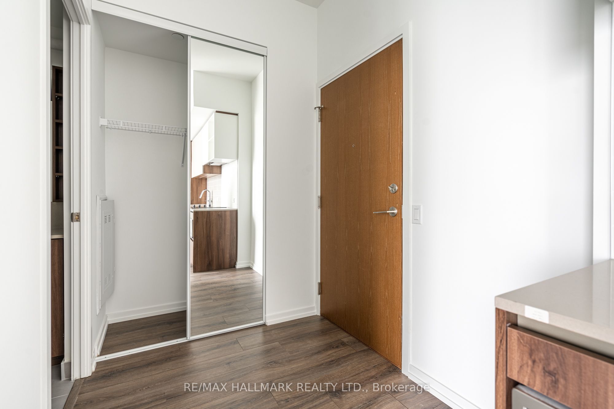 1000 Portage Parkway E 311 Property Photo 3