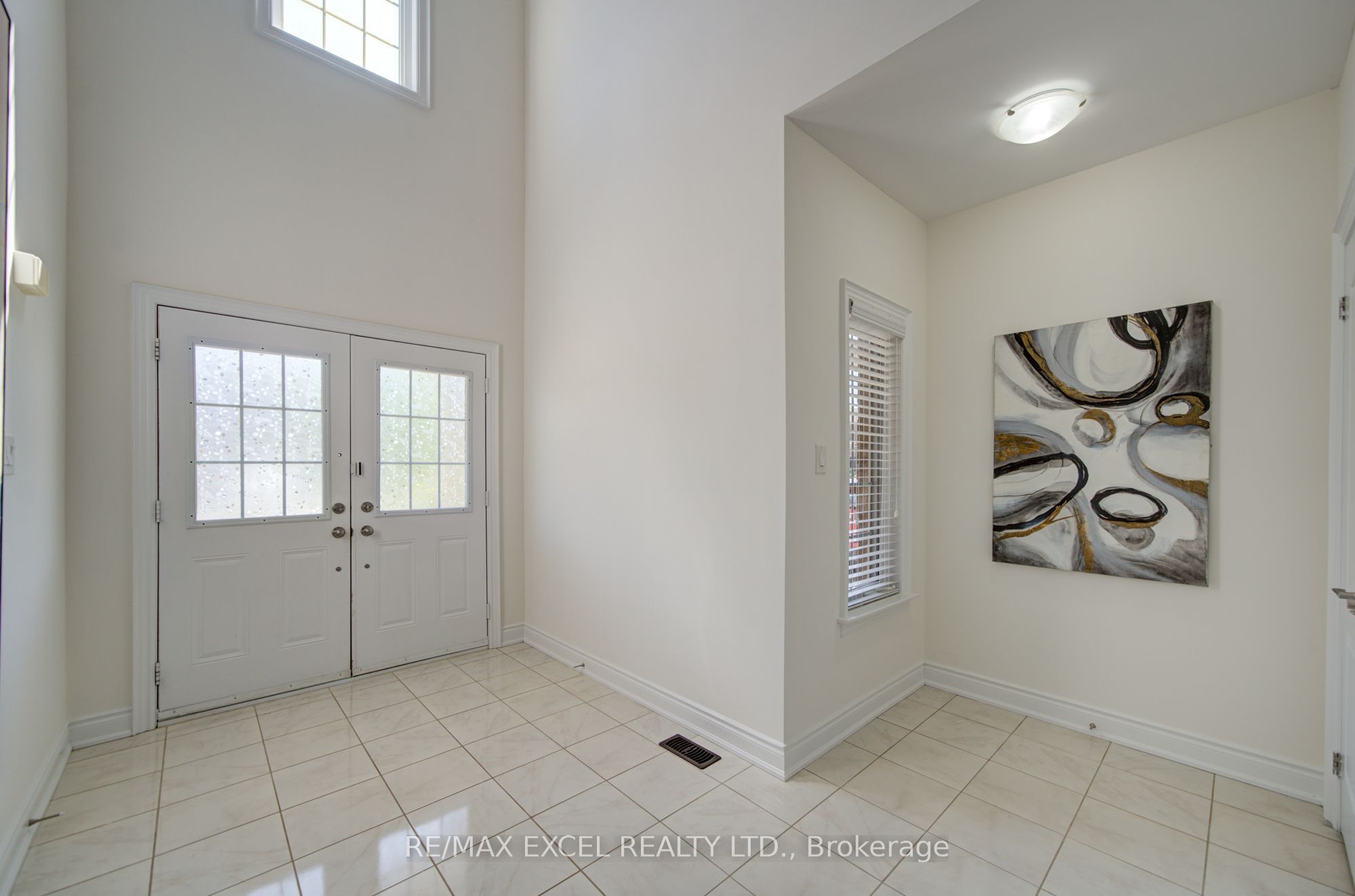145 Milby Crescent Property Photo 6